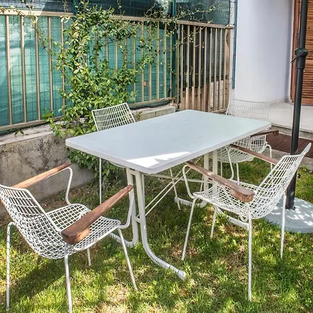 N175 - Numana, Bilocale Con Portico Apartamento *
