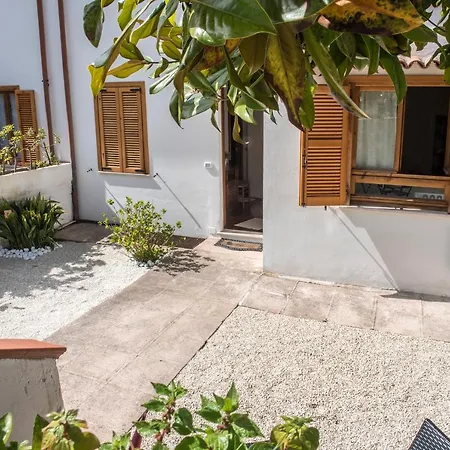 N175 - Numana, Bilocale Con Portico Apartamento